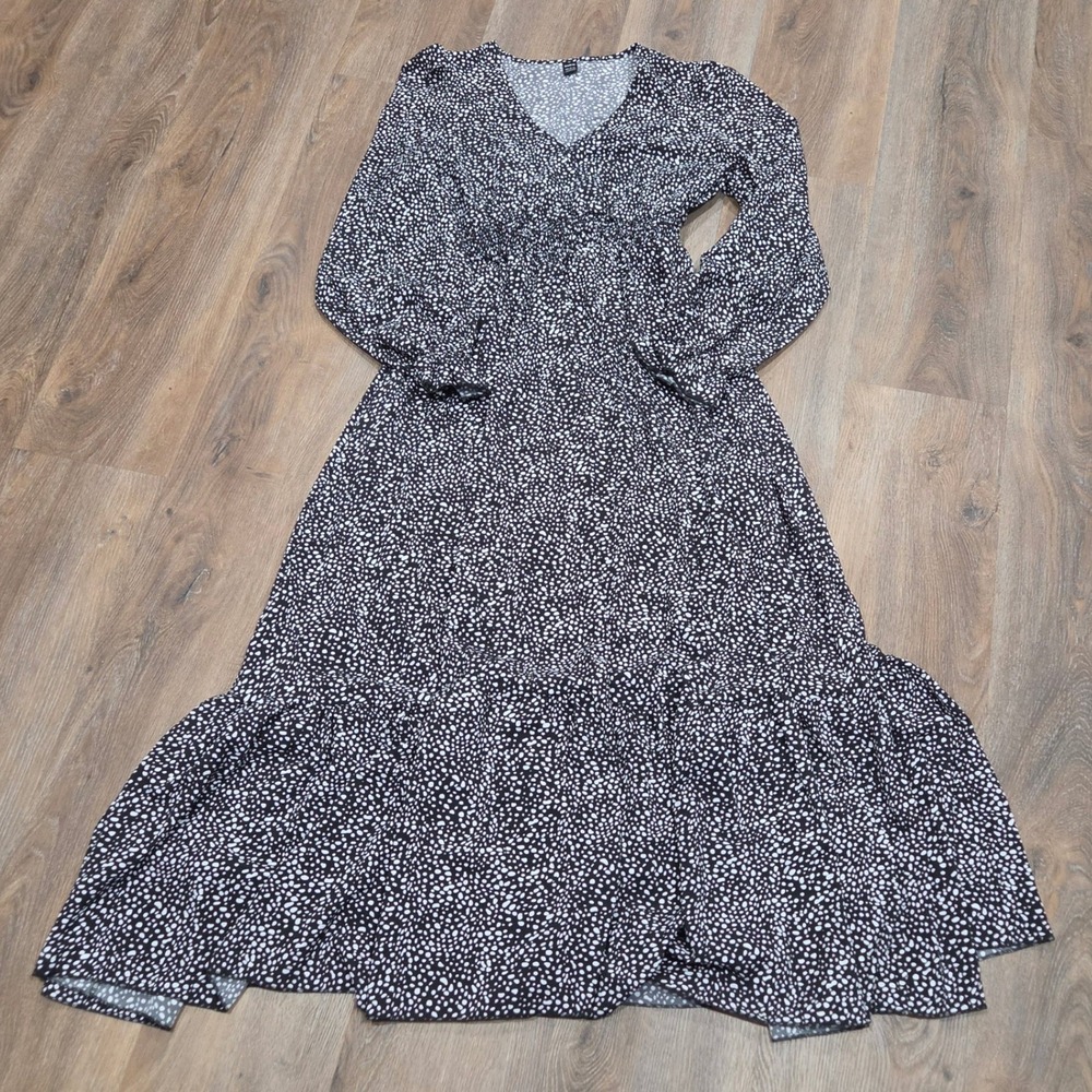 SHEIN Black White Dalmatian Polka Dot V-Neck Smocked Waist Maxi Dress Large